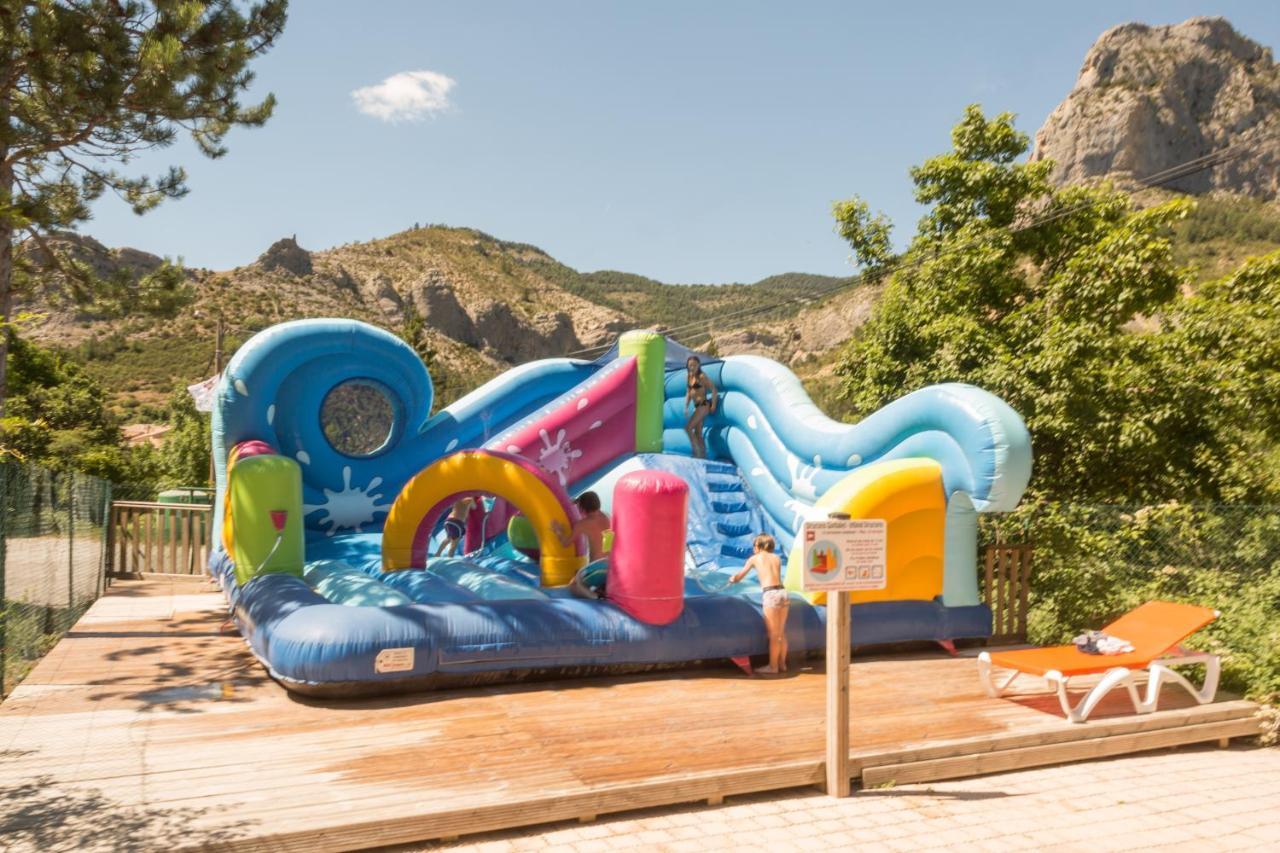 Camping Les Princes D'Orange Hotel Orpierre Ngoại thất bức ảnh