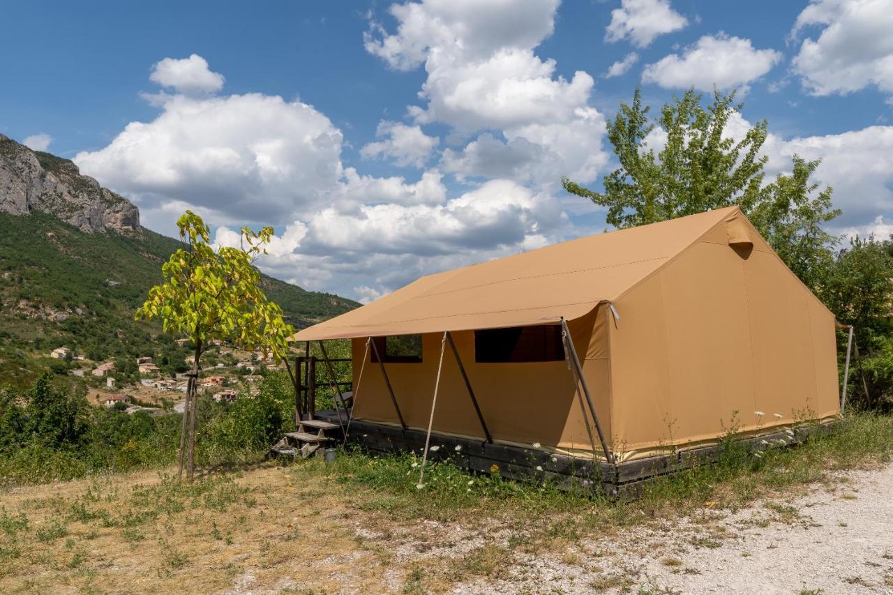 Camping Les Princes D'Orange Hotel Orpierre Ngoại thất bức ảnh