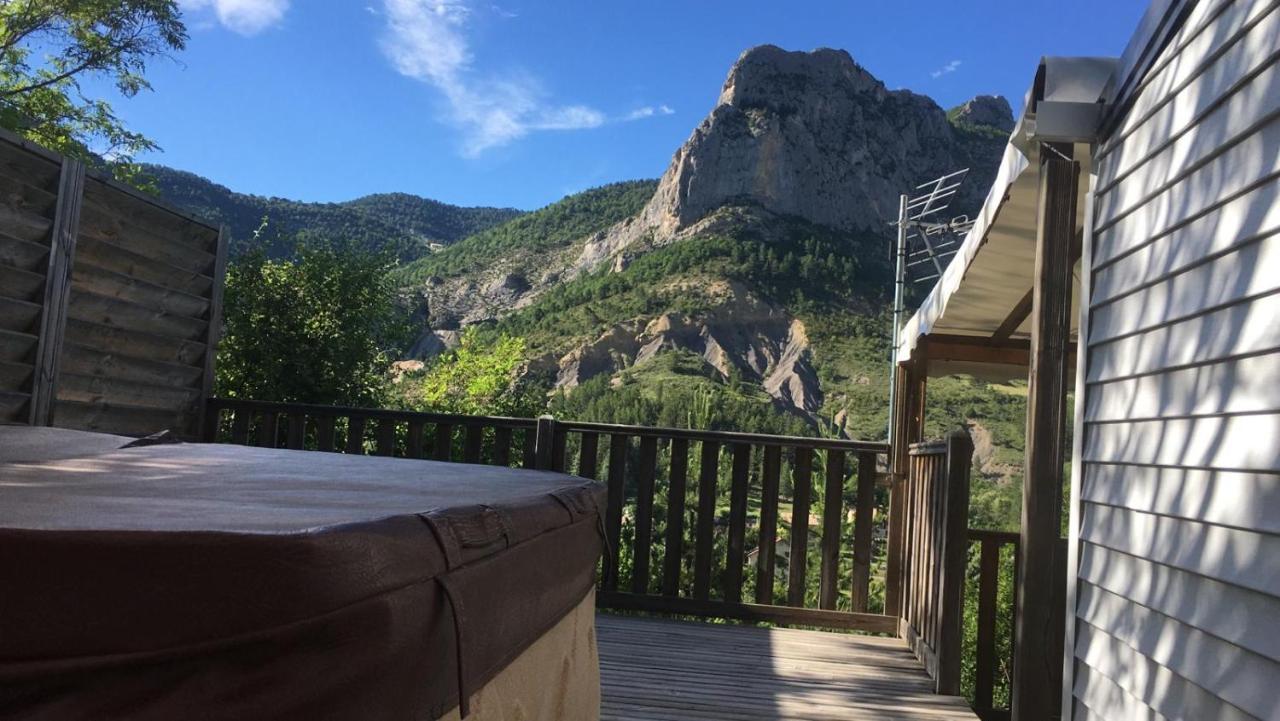 Camping Les Princes D'Orange Hotel Orpierre Ngoại thất bức ảnh
